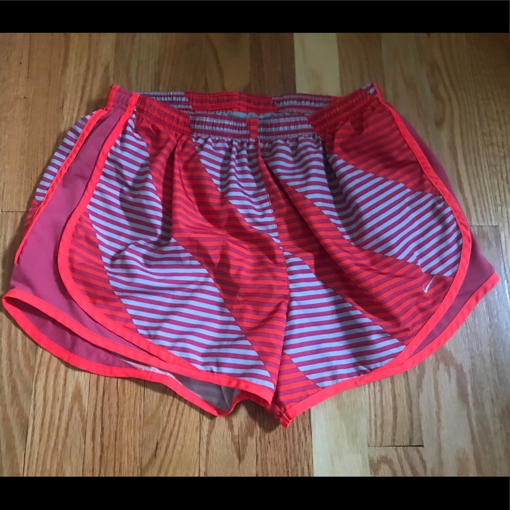 Nike dry fit running shorts coral/grey stripe
